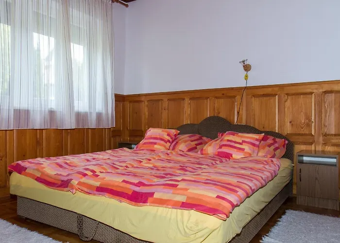 בית נופש Familia Nyaralo 3 Balatonmáriafürdő